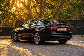 Jaguar XE 2020