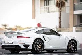 Porsche 911 Turbo S 2015