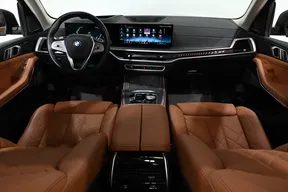 BMW X7 40 2025