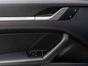 Porsche 911 Carrera 2025