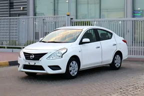 Nissan Sunny 2023