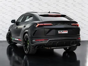 Lamborghini Urus 2021