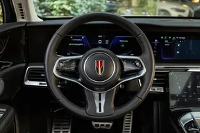 Hongqi E-HS9 2024