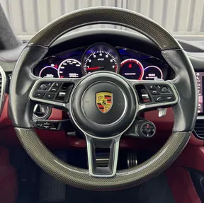 Porsche Cayenne GTS 2021