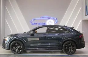 Audi RS Q8 2024