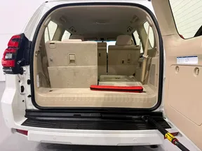 Toyota Land Cruiser Prado 2023