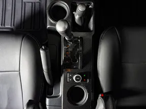 Toyota FJ Cruiser 2023