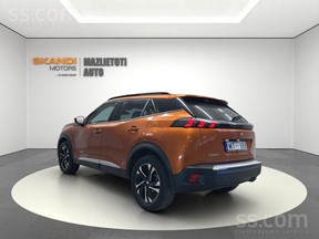 Peugeot 2008 2021