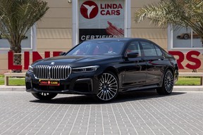BMW 7 Series 750 2021