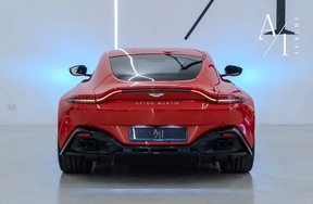Aston Martin V8 Vantage 2022