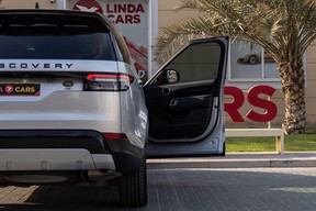 Land Rover Discovery 2019