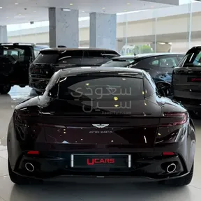 Aston Martin DB11 2020