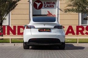 Tesla Model Y Long Range 2023