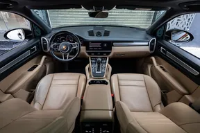Porsche Cayenne 2022