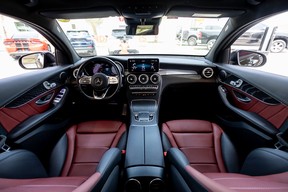 Mercedes-Benz GLC 300 2023
