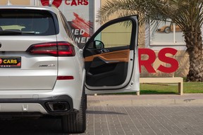 BMW X5 40i 2023