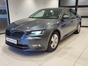 Škoda Superb 2016