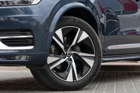 Volvo XC90 B5 2023