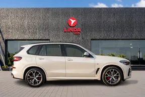 BMW X5 40 2023