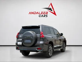 Toyota Land Cruiser Prado 2023