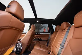 Porsche Cayenne GTS 2016