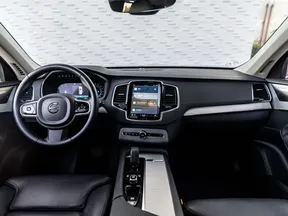 Volvo XC90 B5 2023