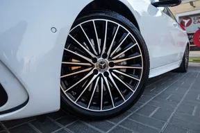 Mercedes-Benz C-Class 2025