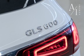 Mercedes-Benz Maybach GLS 600 2023