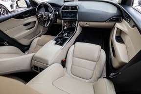 Jaguar XE 2020