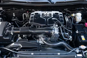 Mitsubishi Montero Sport 2024