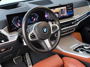 BMW X7 40 2023