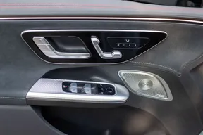 Mercedes-Benz EQE AMG 43 2023