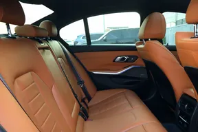 BMW 3 Series 330 2019