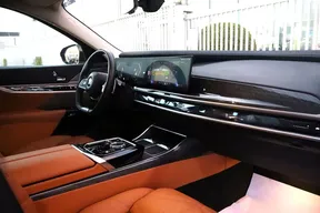 BMW 7 Series 735 2025