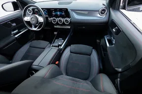 Mercedes-Benz GLA 200 2023