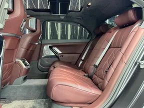 BMW 7 Series 760 2024