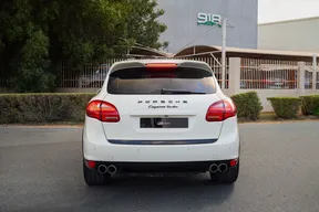 Porsche Cayenne Turbo 2011