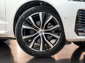 Volvo XC60 2024