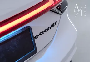 Audi RS e-tron GT 2023