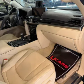 Lexus LX 570 2020