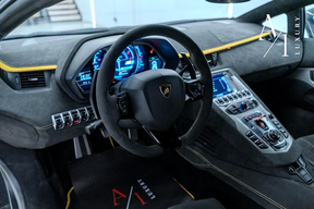 Lamborghini Aventador 2013
