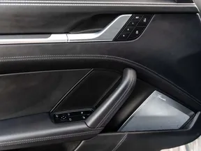 Porsche 911 Turbo S 2023