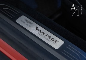 Aston Martin V8 Vantage 2022