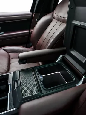 Land Rover Range Rover 2023
