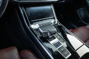 Audi A8 L 2020