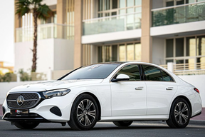 Mercedes-Benz E-Class 200 2025