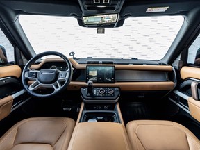 Land Rover Defender 110 2024