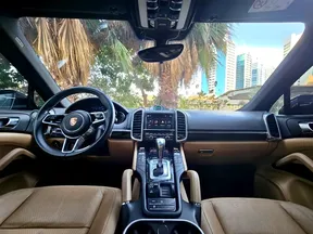 Porsche Cayenne 2015