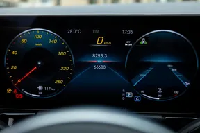 Mercedes-Benz GLA 200 2023