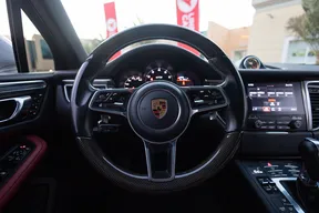 Porsche Macan GTS 2017
